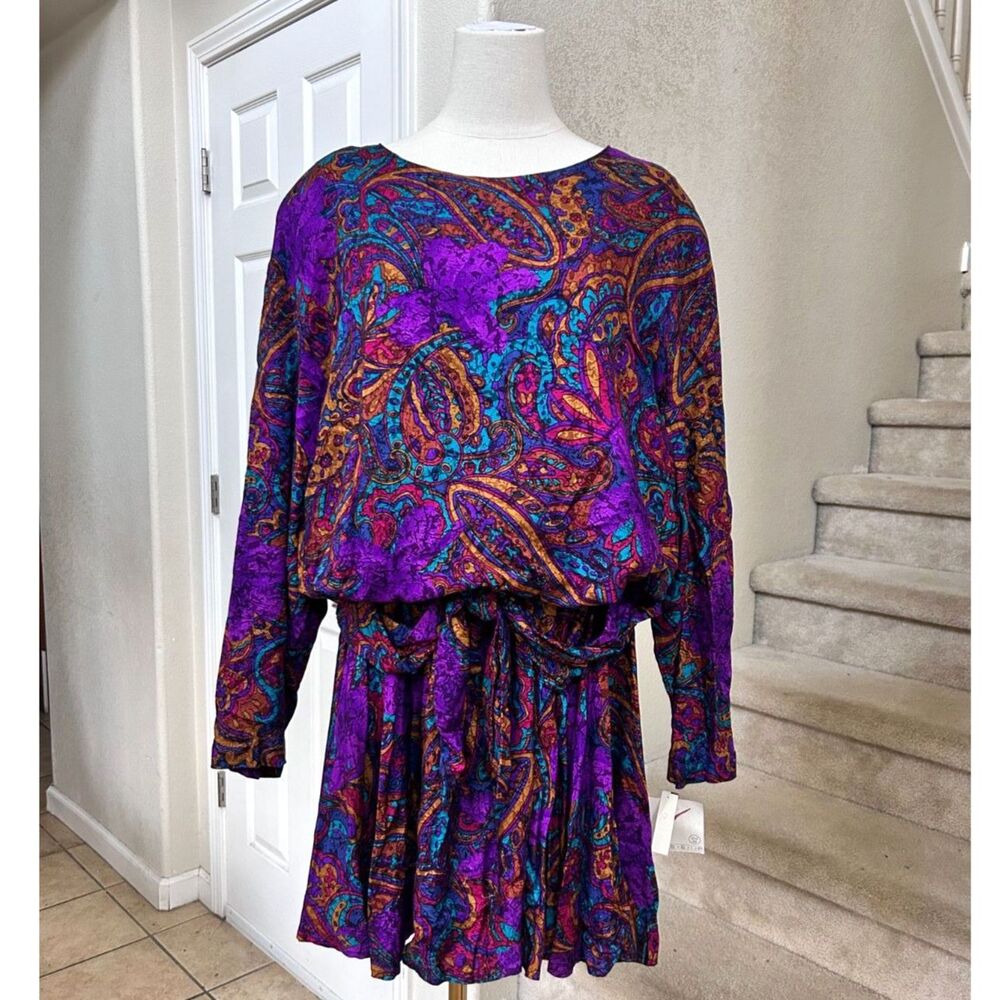Vintage Plus Size Multi-colored Paisley Long Sleeve Belted Mini Cocktail Dress